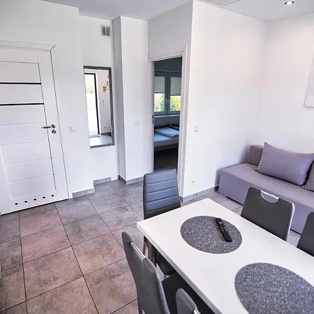 Apartamenty I Domki U Basi Zator Exterior photo