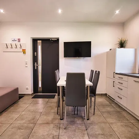 Apartamenty I Domki U Basi Zator Exterior photo