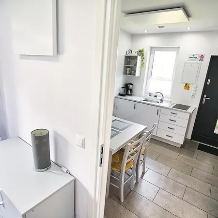 Apartamenty I Domki U Basi Zator Exterior photo