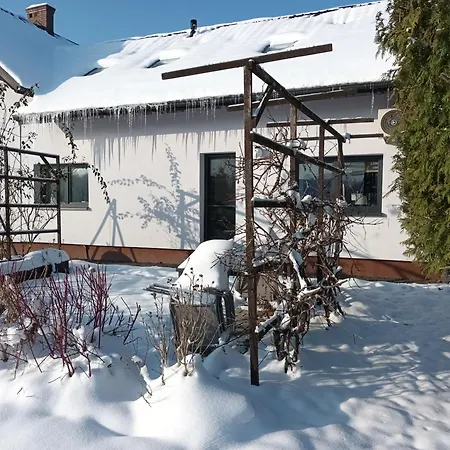 Apartamenty I Domki U Basi Zator Exterior photo